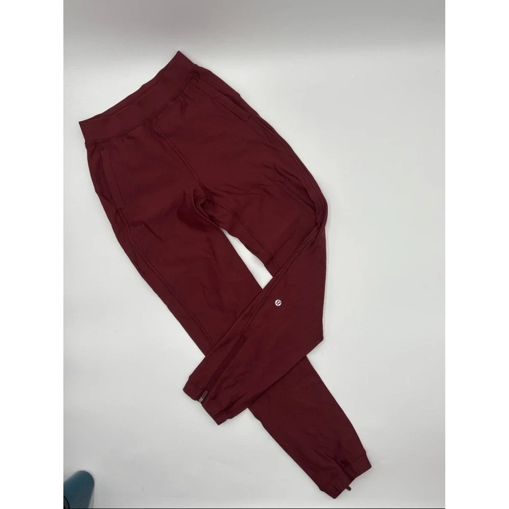 Lululemon Adapted State Tech Fleece Joggers Red Merlot Size 0 NWOT